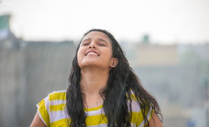 rain lovers have a happier lifestyle